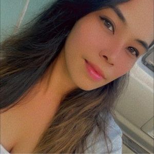 Meet your Posher, Leeana